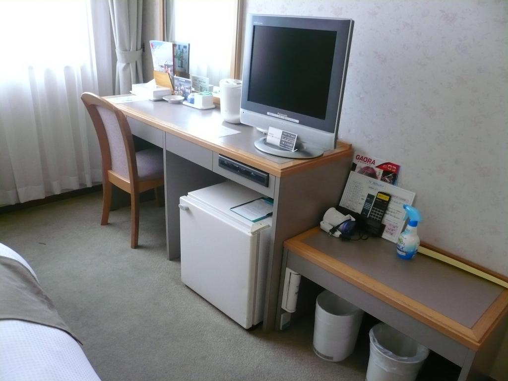 Takayama City Hotel Four Seasons Ruang foto